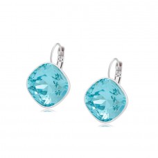 Auskari ar palieliem mirdzošiem  Swarovski kristāliem